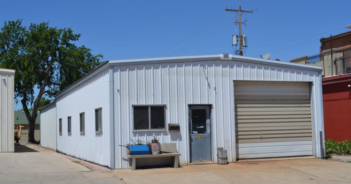 Chadron Shop Building Kraupie's Real Estate & Auctioneers